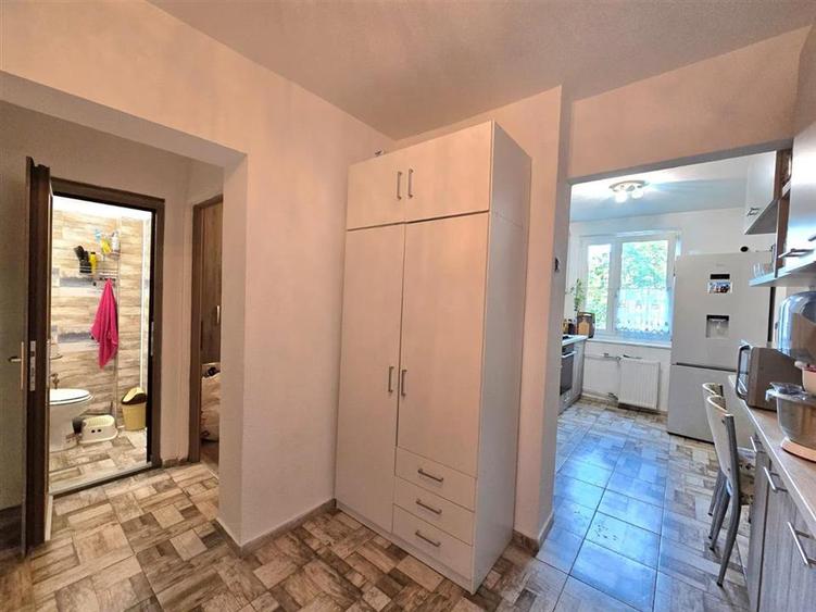 APARTAMENT 4 CAMERE | DECOMANDAT | ETAJ 2 | ROGERIUS | ORADEA