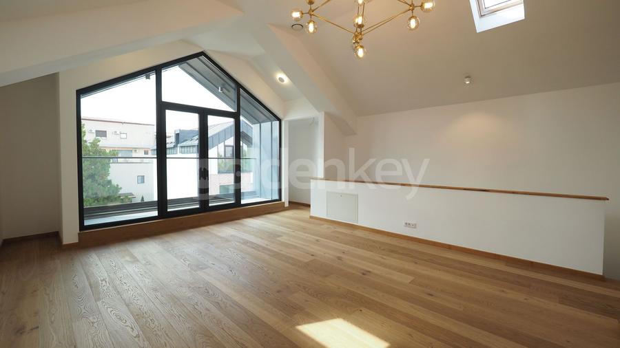 Vila contemporana cu 5 camere, finisaje premium si garaj
