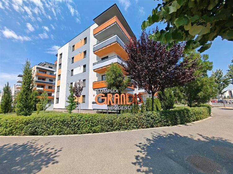 Inchiriem Apartament 2 Camere, Modern, Decomandat, Tractorul
