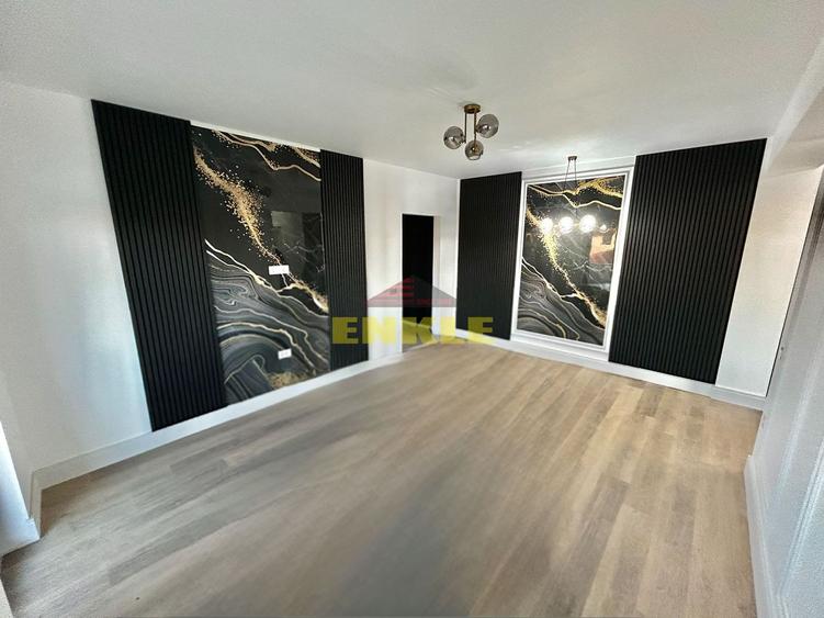 De vanzare, apartament cu 3 camere, zona Centrala