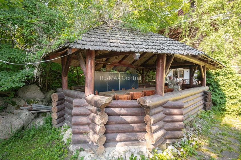 Cabană turistică, 12 camere cu restaurant, bucătărie + sală evenimente - 30