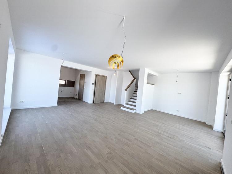 Casa 4 camere - Complex Privat - Aproape de DN1 - Otopeni Odaile