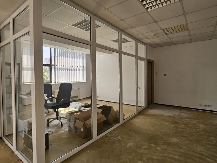 Birou - open space - Expozitiei