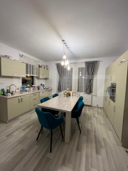 Casa de Tip Duplex, 90 mp utili, 325 mp teren, zona Lucian Blaga