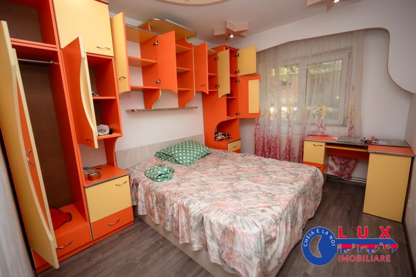 ID 3656 APARTAMENT 3 CAMERE DE VÂNZARE – CARTIER C5