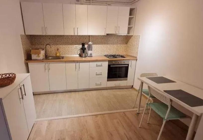Berceni,bl.reabilitat,DECOMANDAT,mobilat,utilat complet,balcon,gresie,parchet.
