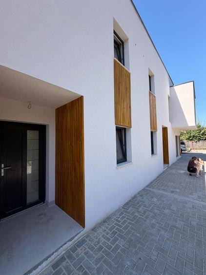 Duplex modern într-o zonă liniștită din Florești – Poligon