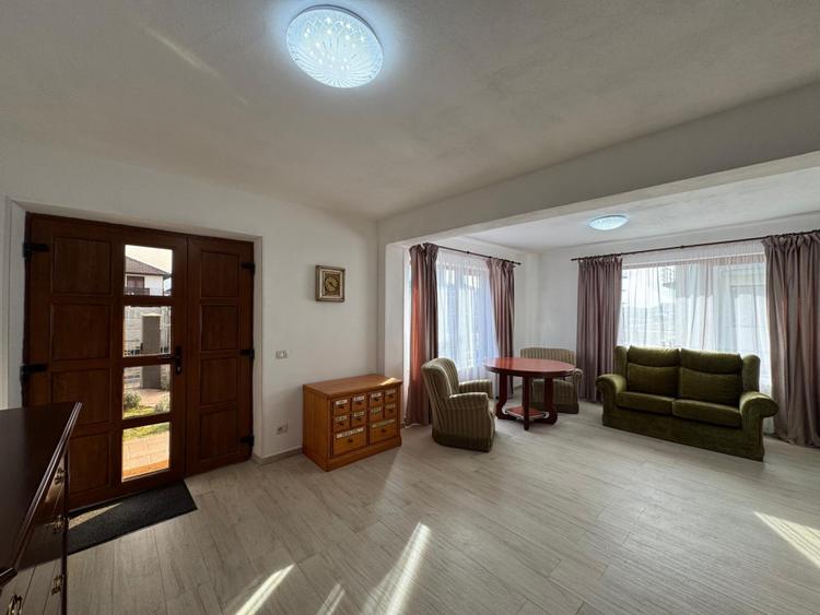 Ghimbav, 1/2 dintr-un duplex, prima inchiriere, in curs de amenajare