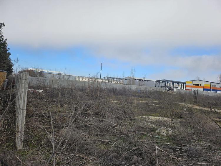 2500 mp teren industrial stradal Popesti Leordeni