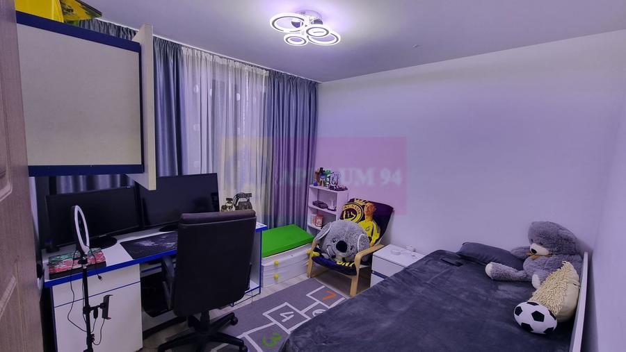 Apartament 3 camere 3/4 -Piata Resita