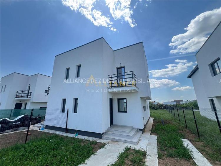 Casa tip duplex - 3 camere - 2 bai - 3