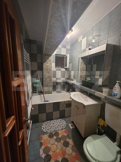 Apartament 2 camere, 40 mp, decomandat, zona Micro 20