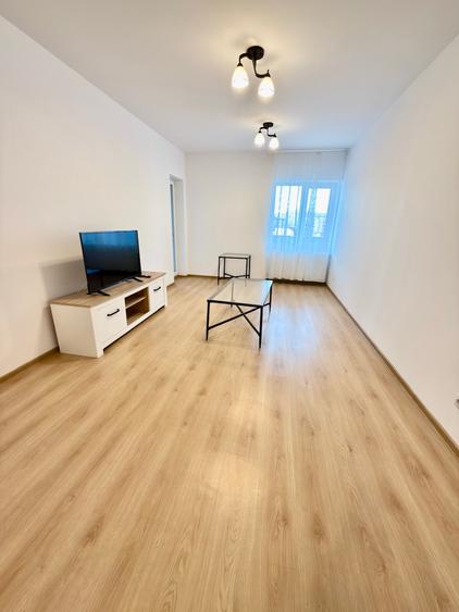 Unirii - 13 Septembrie/ Casa Poporului/ Hotelul Marriott / Bloc 2022-NEMOBILAT