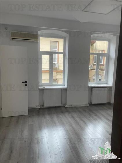 Spatiu comercial sau birouri elegante de inchiriat , pretabil clinica , central