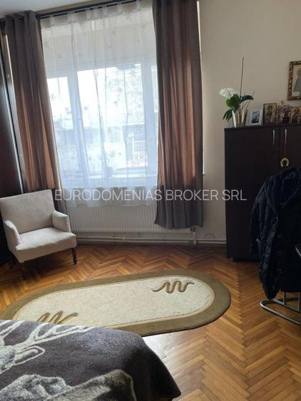 VILA UNICAT,  IMPOZANTA DIN PERIOADA INTERBELICA, D+P+M,ULTRACENTRAL - 22