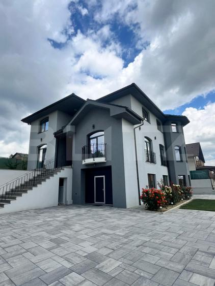 Casa individuala, 230 mp, teren 700 mp, zona La Soare