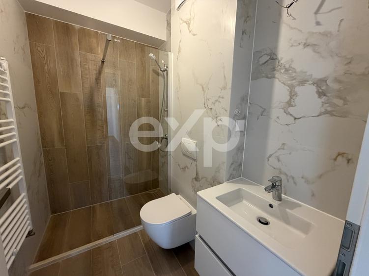 Apartament 3 camere 2 bai ,decomandat, parter, tractorul nou, Coresi