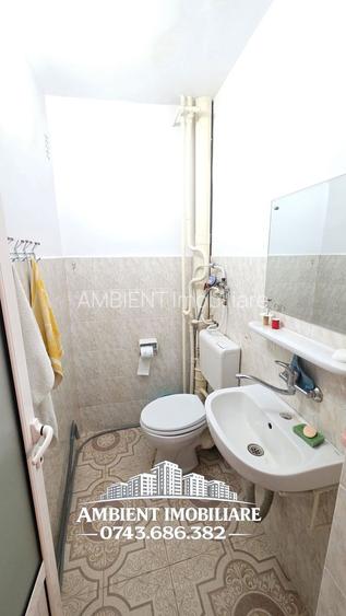 Apartament 3 camere, etaj 3, VASLUI - zona GARA;