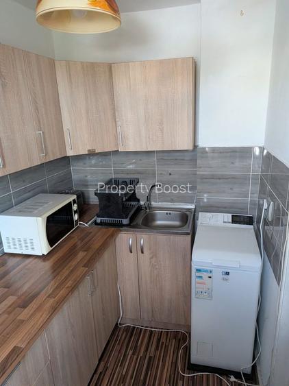 Garsoniera in bloc mixt langa metrou Gorjului, Militari - 3