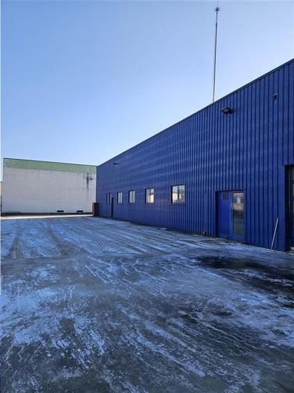 Spatiu Industrial - 1100 mp - Service Auto Complet Echipat
