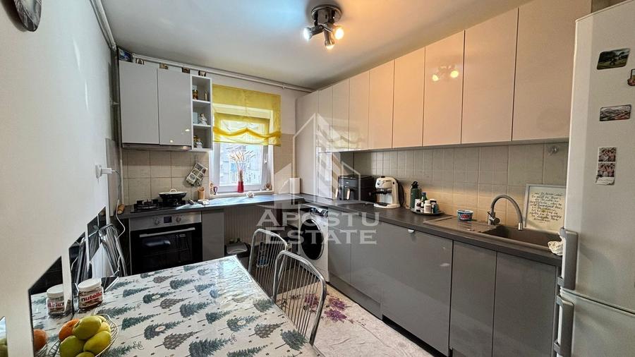 Apartament 2 camere de vanzare, decomandat, zona Lugojului, Timisoara