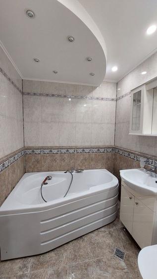 Apartament 3 camere decomandat de închiriat - Unirii, Bd. Mircea Vodă,