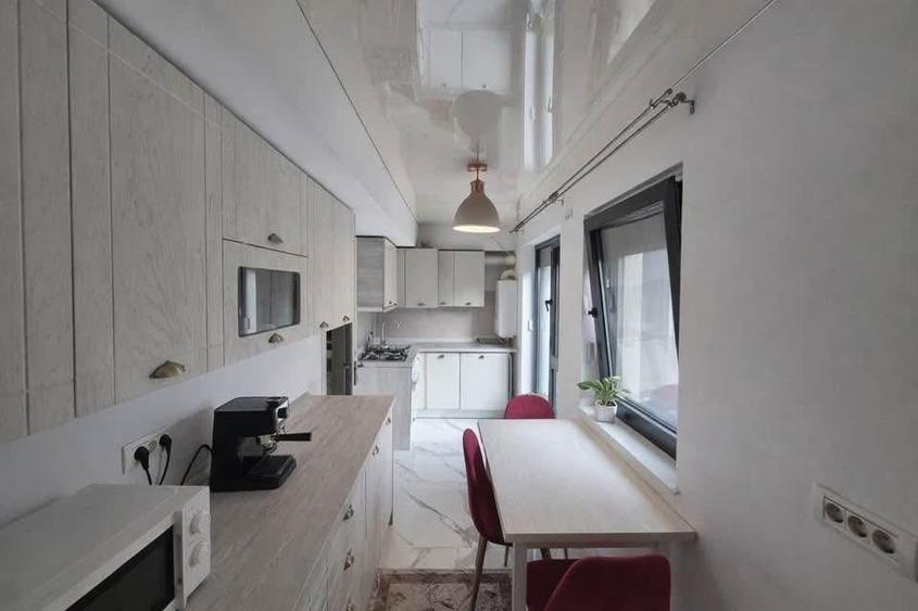 3 Camere 74mp Zona Inel 1 Academia Navala Mircea Cel Batran Curte Privată