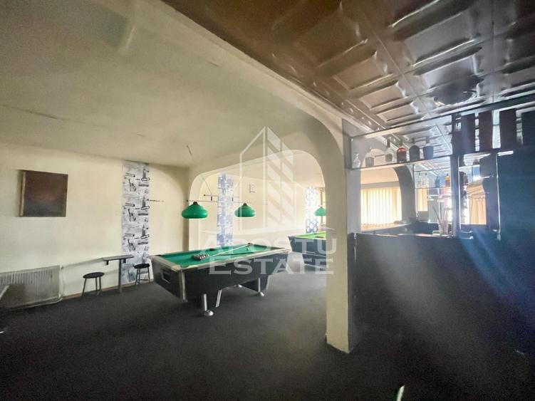 Casa individuala cu spatii comerciale - Zona Parneava spre Alfa