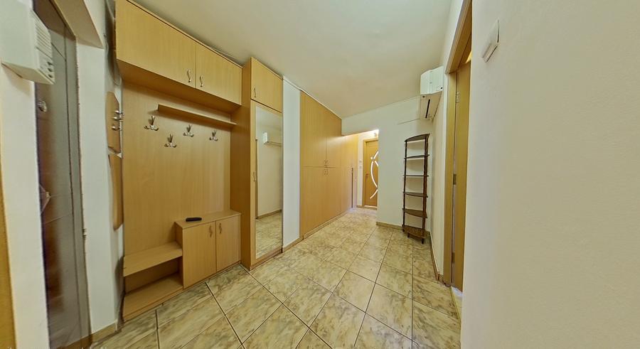 Apartament spatios si luminos cu 2 camere, zona Alfa - de inchiriat