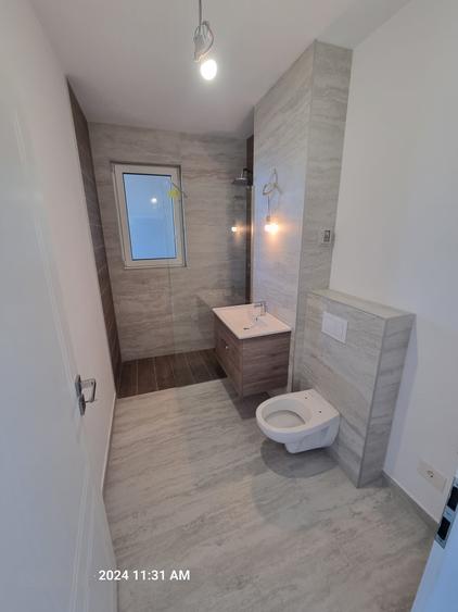 Proprietar, apartament bloc nou, termoizolatie 20 cm.