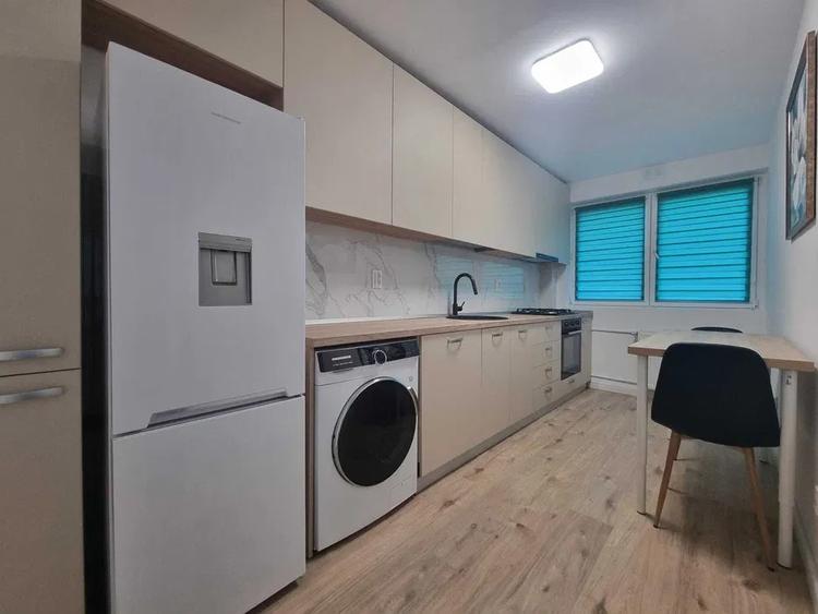 Unirii | 2 Camere | Renovat | Prox. Metrou |