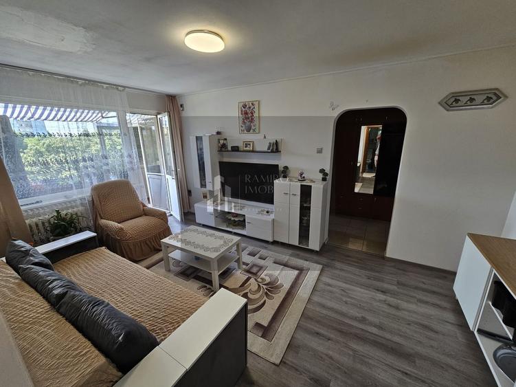 Apartament 2 camere renovat complet/sector 4 Alexandru Obregia
