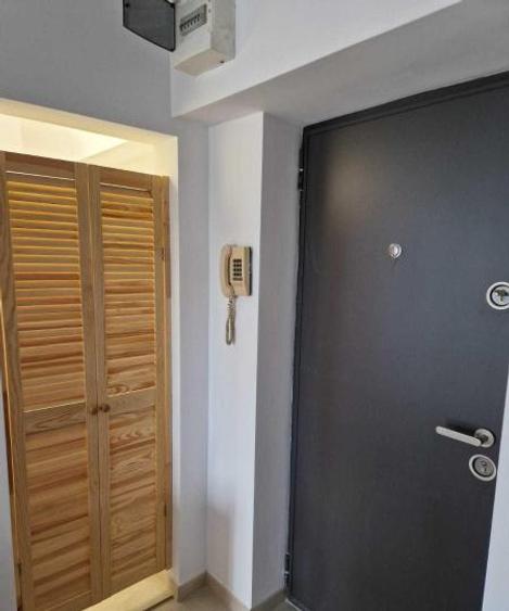 Splaiul Unirii | 3 Camere | Nemobilat | Firma | Rezidenta | Metrou