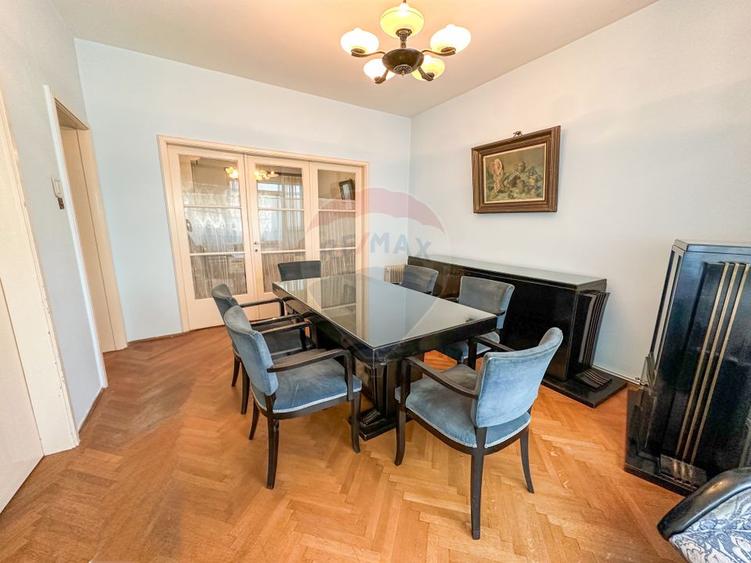 Apartament cu farmec interbelic – 3 camere | 82 mp | Zona Centrala