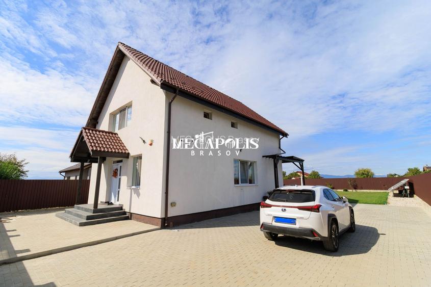 Casă individuală 4 camere | 648 mp teren | Sânpetru