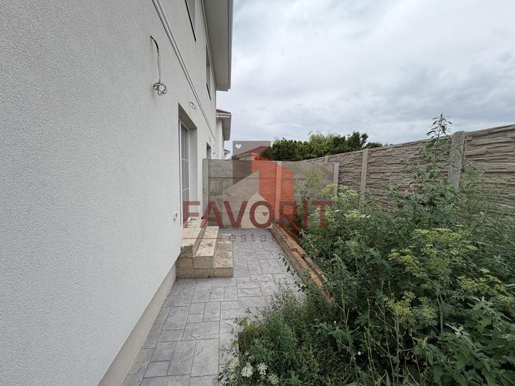 Duplex in Sanandrei | Toate utilitatile | 2 bai | Poarta acces auto |