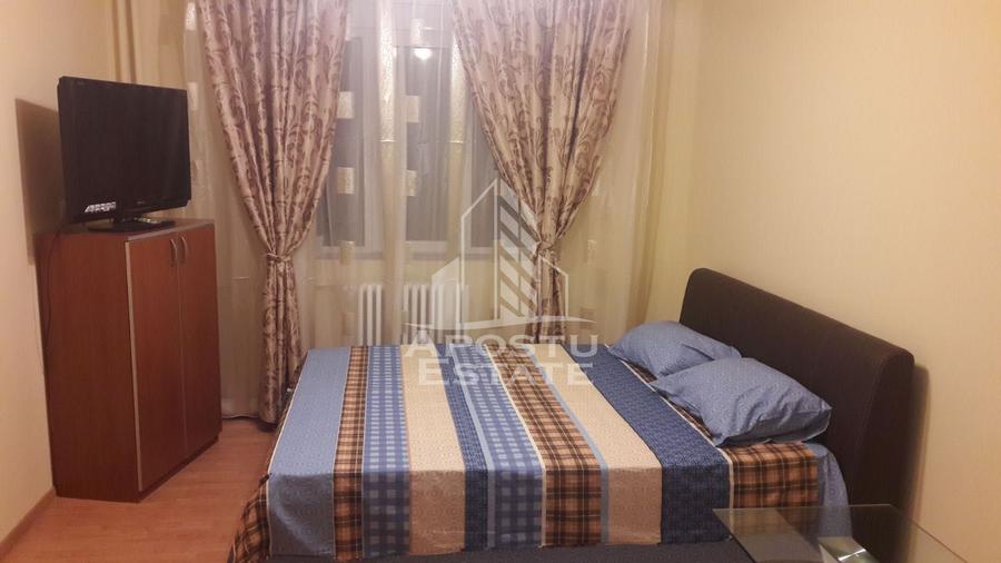 Garsoniera cu bucatarie separata, de vanzare, Lipovei, Timisoara