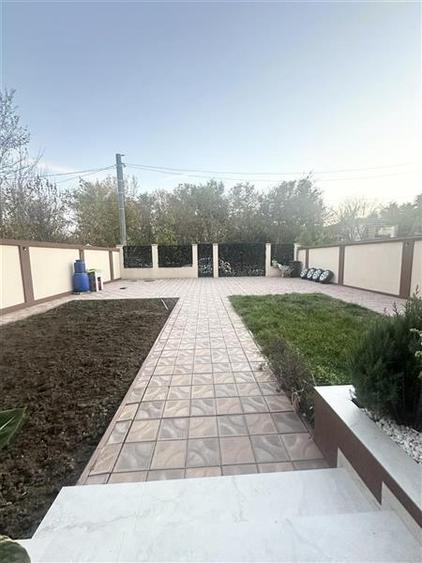 Casa de 300 mp, amplasata pe teren de 500 mp, Mamaia Nord