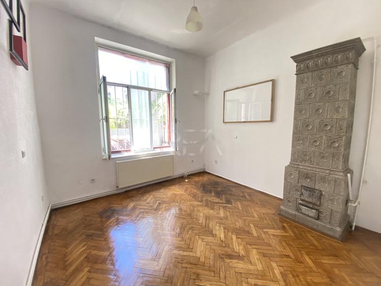 3 camere- Centrala Proprie- Bulevardul Regina Elisabeta-Stradal