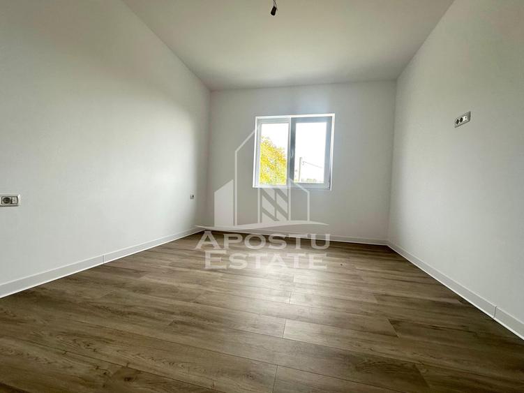 Duplex de vanzare P+1, 4 camere de vanzare, predare imediata, Utvin