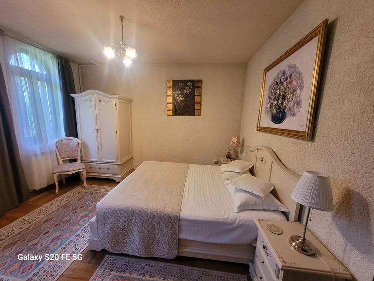 VILA D+P+E+M DE VANZARE IN SINAIA