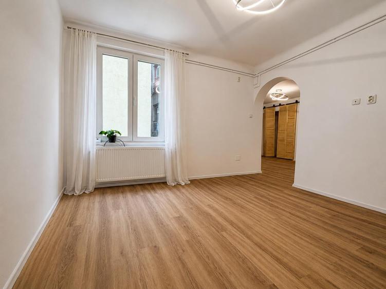 2 Camere în Imobil Interbelic | Bd. Dacia | 6 Min. Metrou Piața Romana
