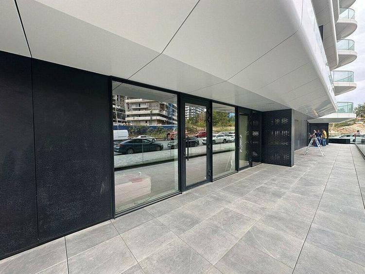 Spatiu comercial-Potential pentru Diversitate de Afaceri // de inchiriat
