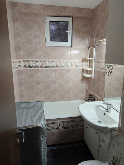Apartament 2 camere, circular, 48 mp, balcon, ac, metrou aproape, Drumul Taberei