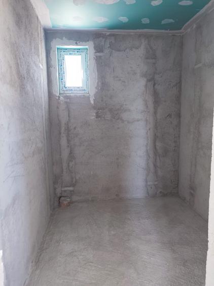 FARA COMISIOANE in Bacu casa cu 5 camere 2 bai P+1+pod terasa finisaje la cheie