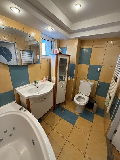Inchiriez apartament cu 3 camere,Onix,Brasov