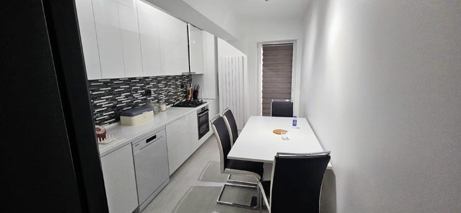 INCHIRIEZ APARTAMENT