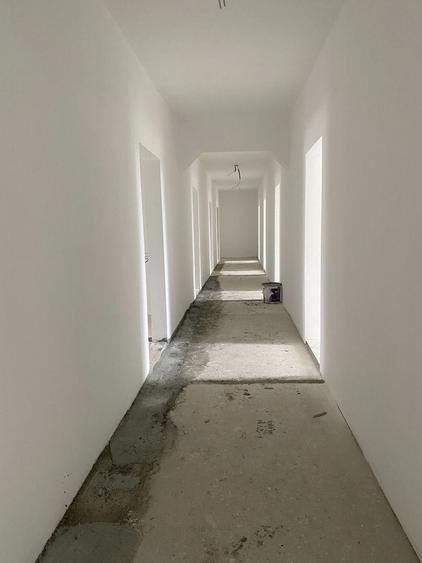 Vânzare Clădire Mixtă Showroom/ depozitare/ birouri - Centura Brasov