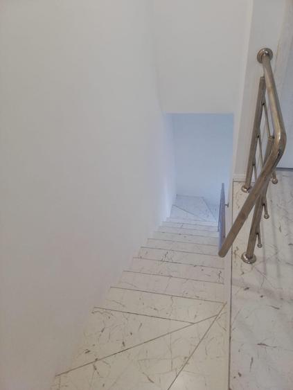 Prelungirea Ghencea - Vilă 3 camere, curte, mobilată, utilată. centrală proprie