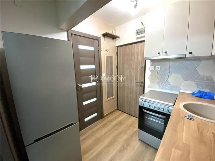 Garsoniera cocheta, 21mp, cu Parcare, zona Coresi - 7